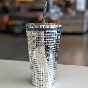 Host Pick 🖤 Starbucks 2023 Metallic Mirror Silver Grid Disco Grande Tumbler